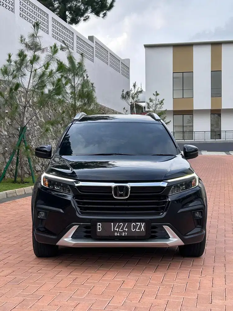 Honda BRV BR-V Prestige AT 2022 Hitam Metalik Istimewa