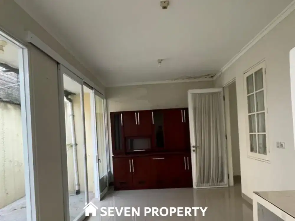 DISEWAKAN RUMAH NYAMAN DI LEGENDA WISATA – SIAP HUNI!