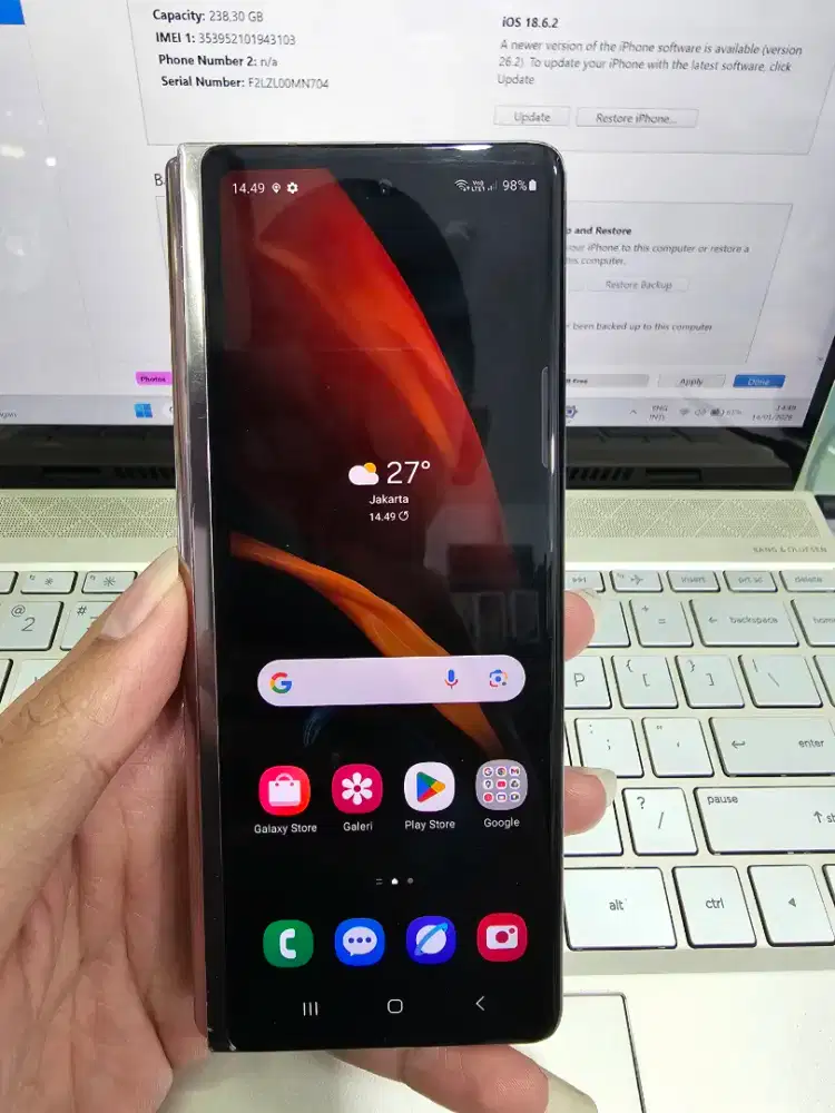 Samsung fold 2 (minus layar dalem mati/rusak)