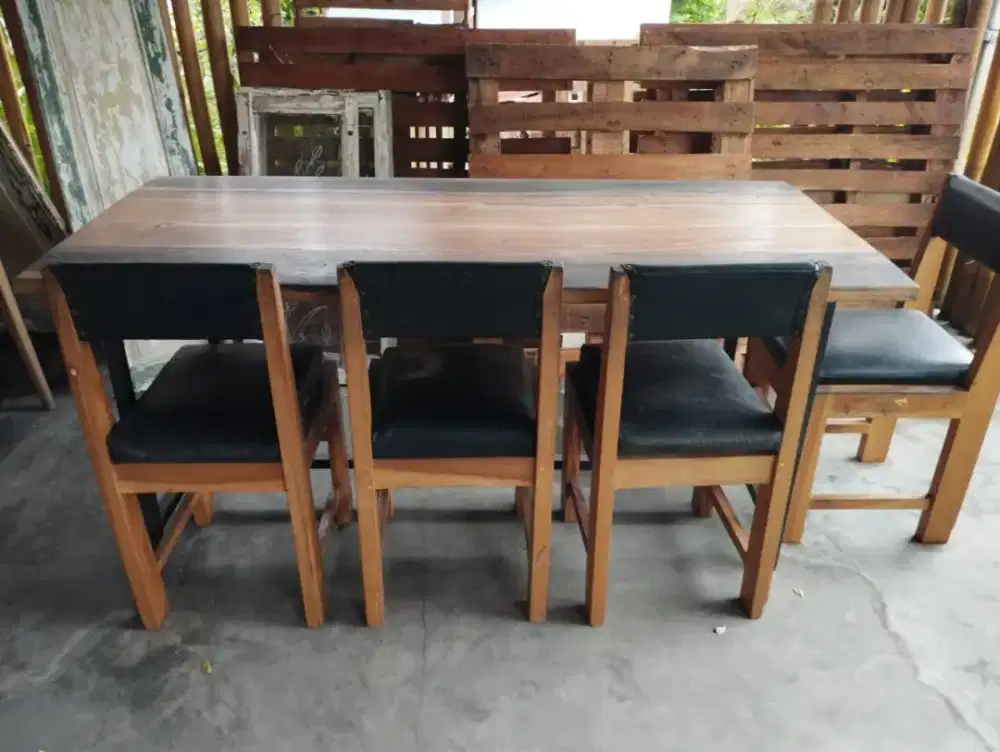 Meja Makan Kayu Munggur Nangka