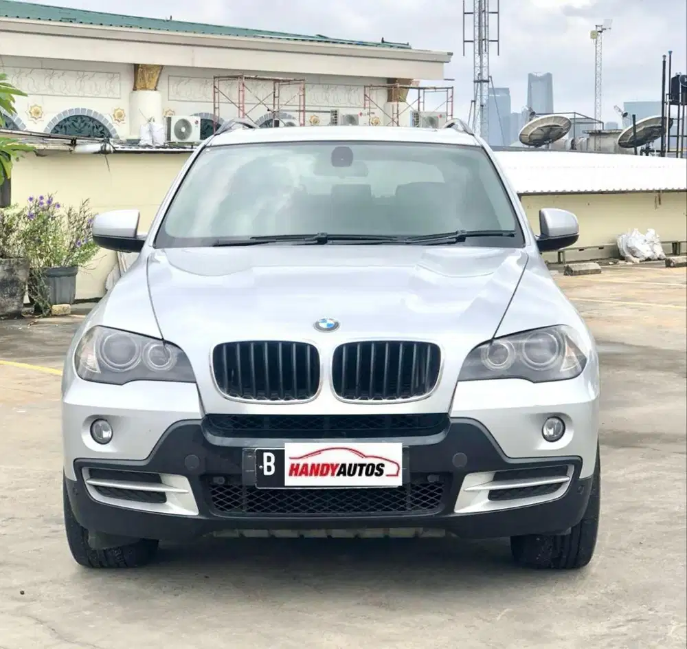 BMW X5 XDrive Tahun 2010 Automatic abu abu metalik