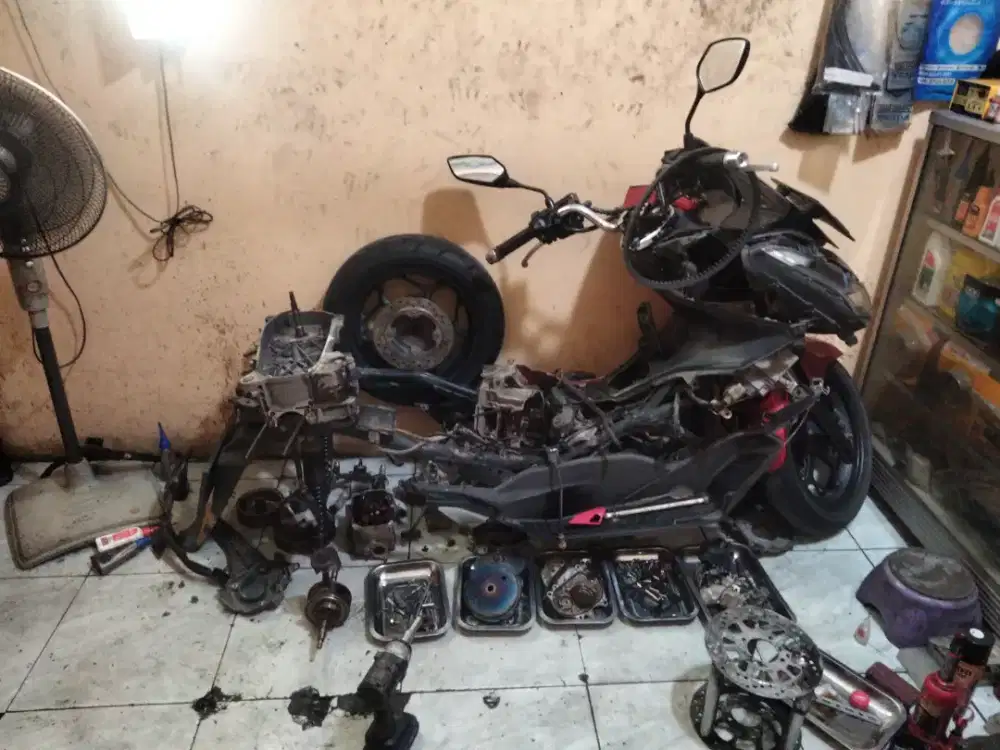 Dicari mekanik motor berpengalaman