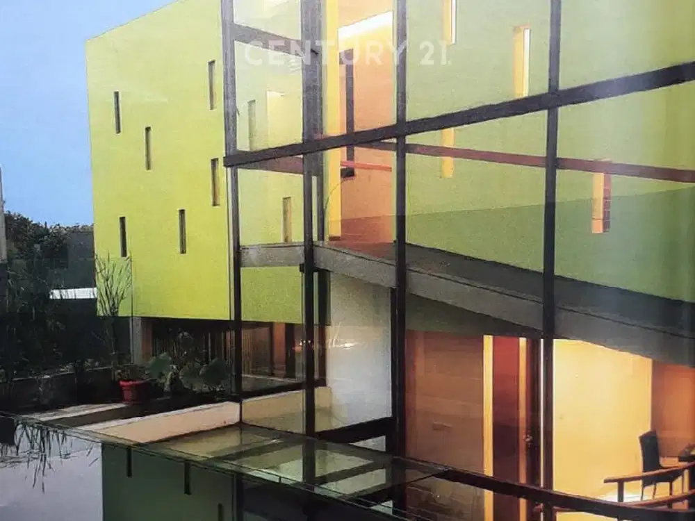 Rumah Smart Living Dan Modern Minimalis. Award Skala+ Magazine