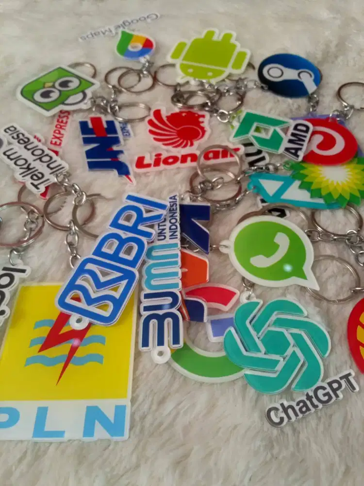 Gantungan Kunci Akrilik Custom Foto/Nama Bebas