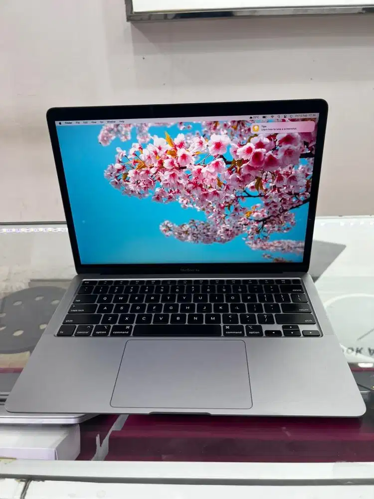 macbook air 13 inch 2020