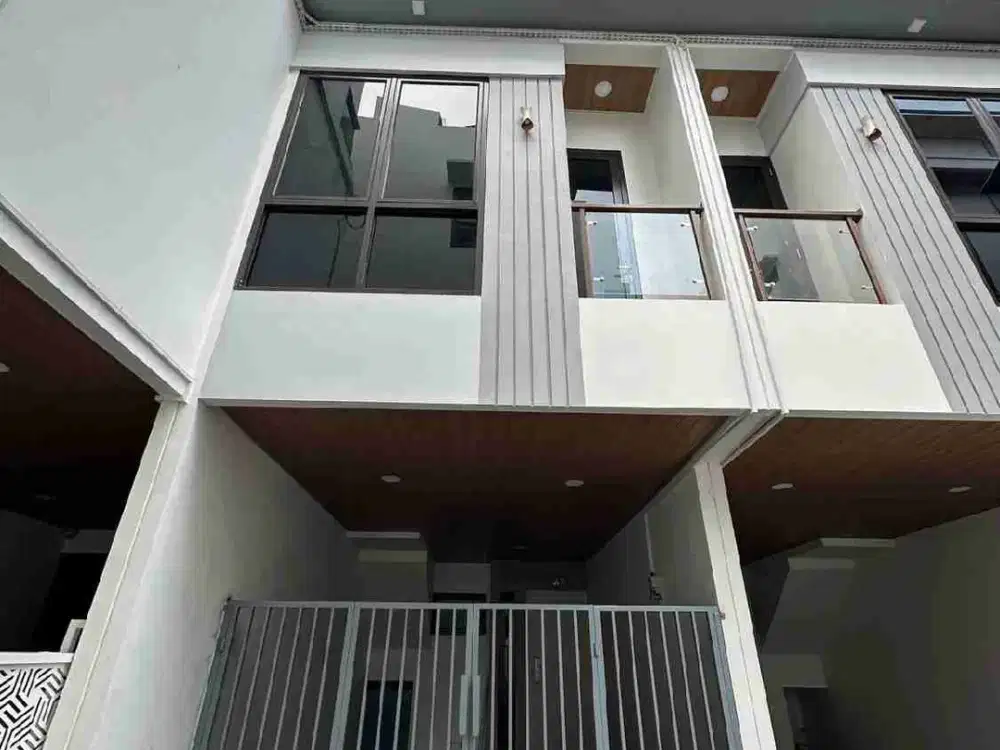 dijual town house brand new