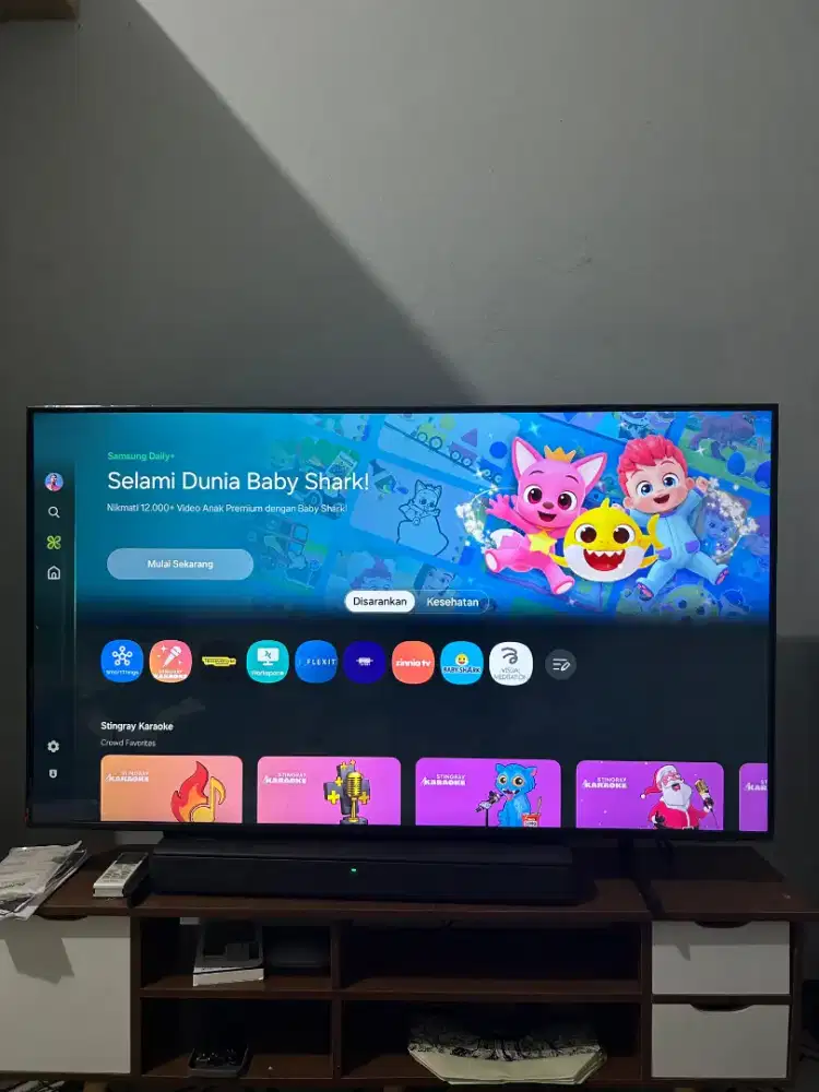 Samsung Crystal UHD 50 DU7000 Baru Banget