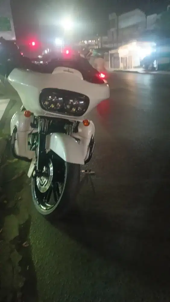 Jual cepat  Harley Davidson siap turing