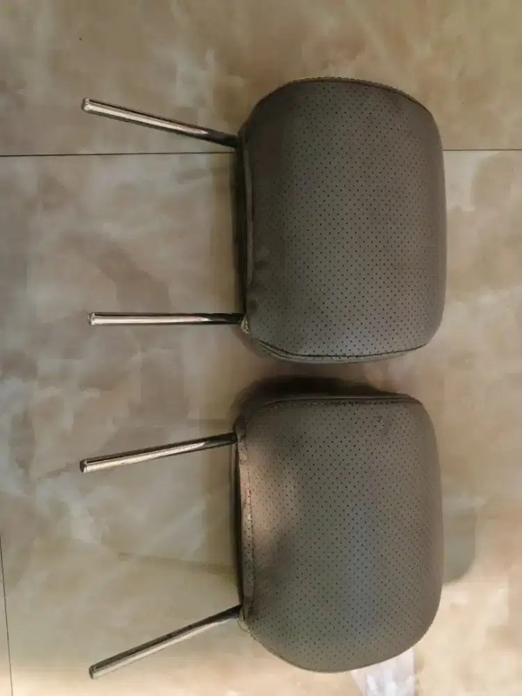 Head rest Xenia Ativo 2012