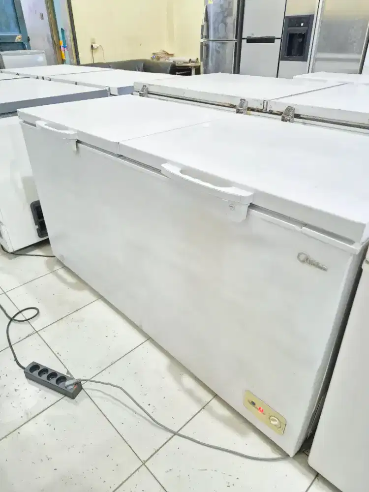 FREEZER MIDEA 600L 3,5 AJA SAMA ANTAR