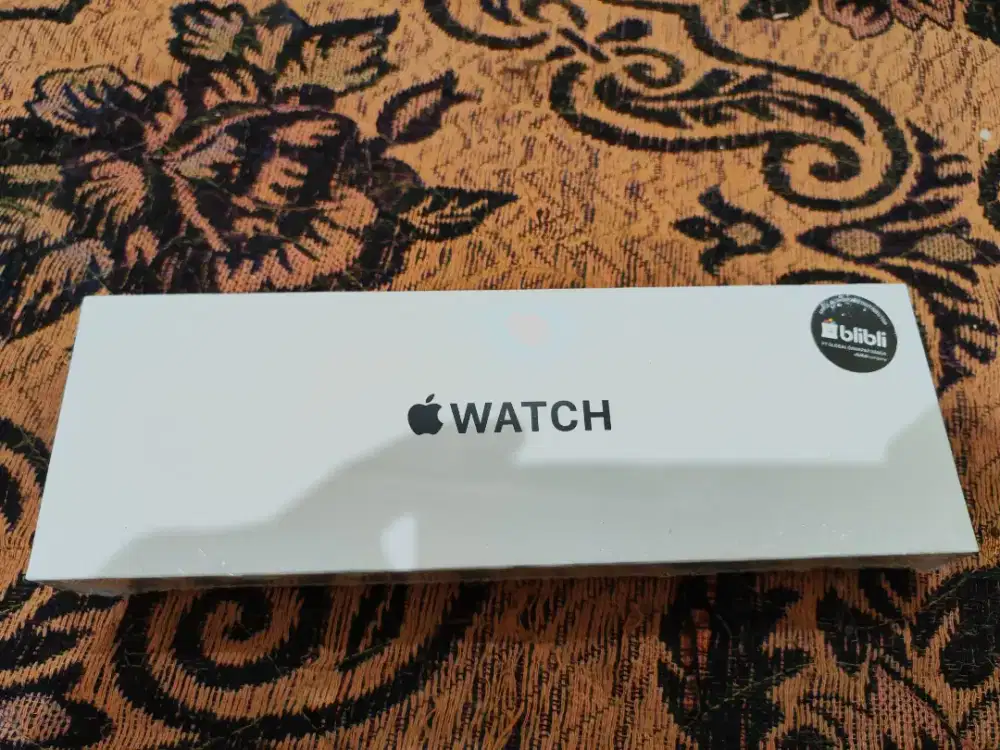 APPLE WATCH SE3 44mm Midnight BNIB