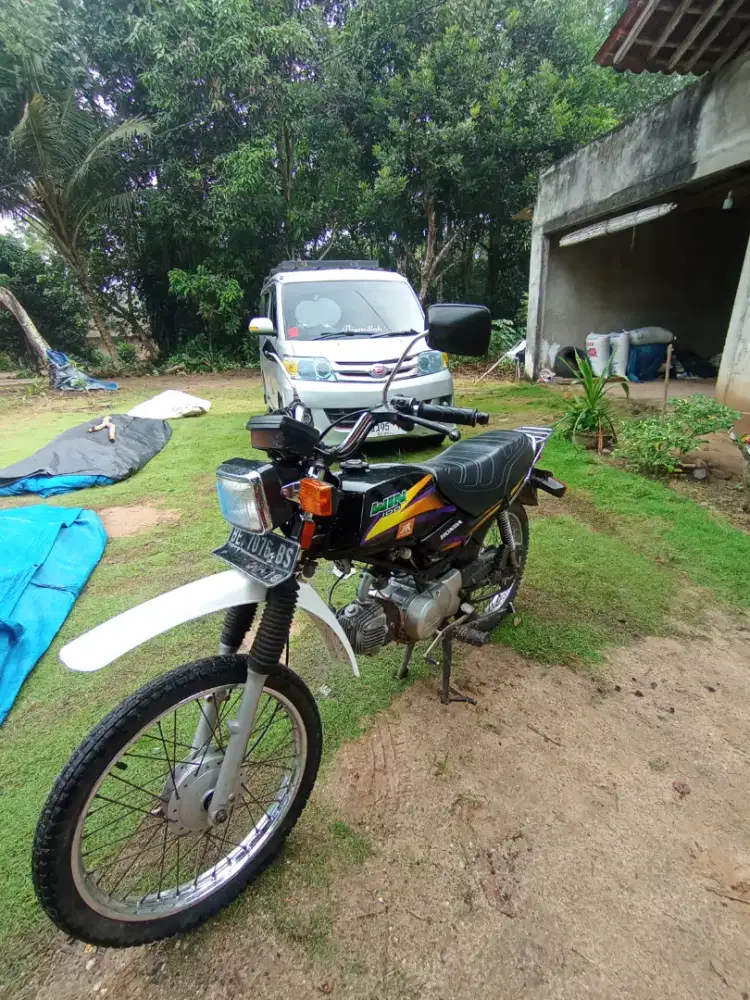 Honda Win 2005 Orisinil Mesin Halus Siap Touring