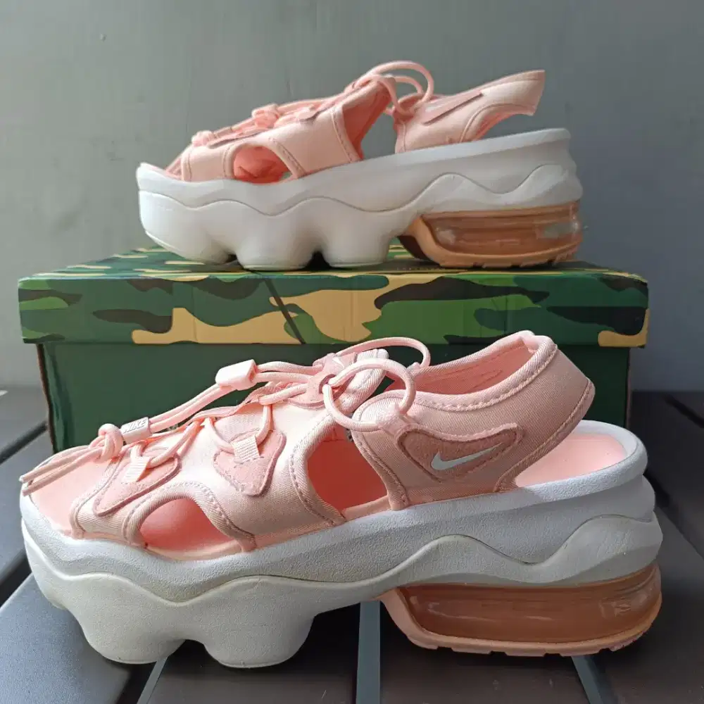Sepatu sandal wanita Nike Air Max Koko Guava Ice size 38