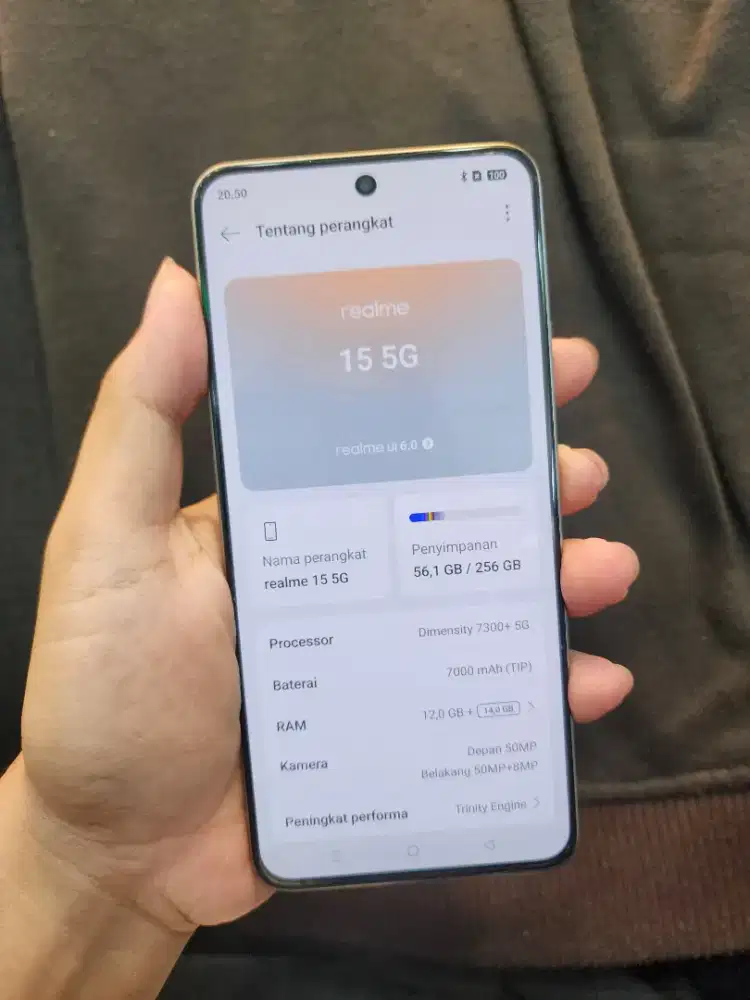 Realme 15 5G ram 12/256 second
