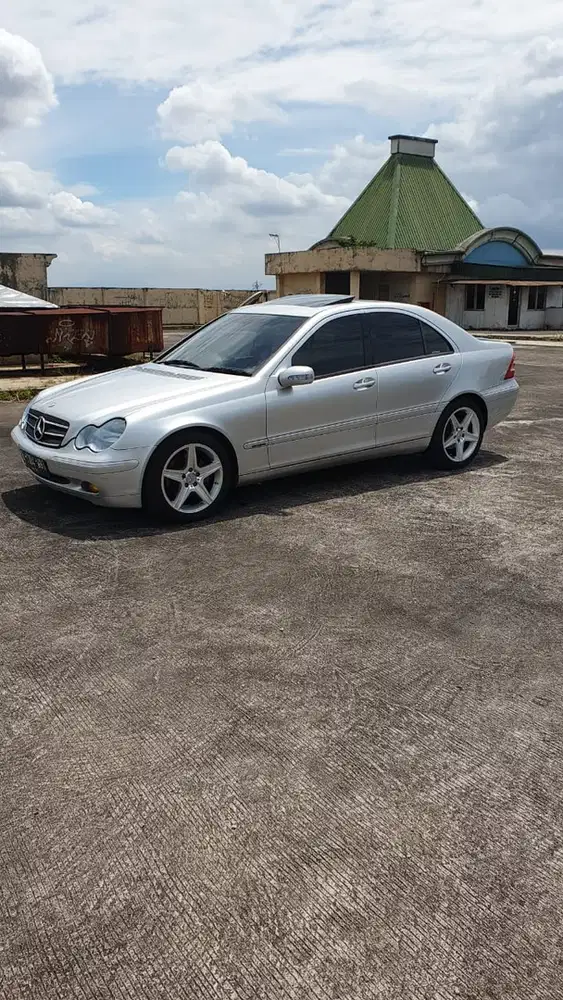 Mercedes-Benz C240 2001 Bensin