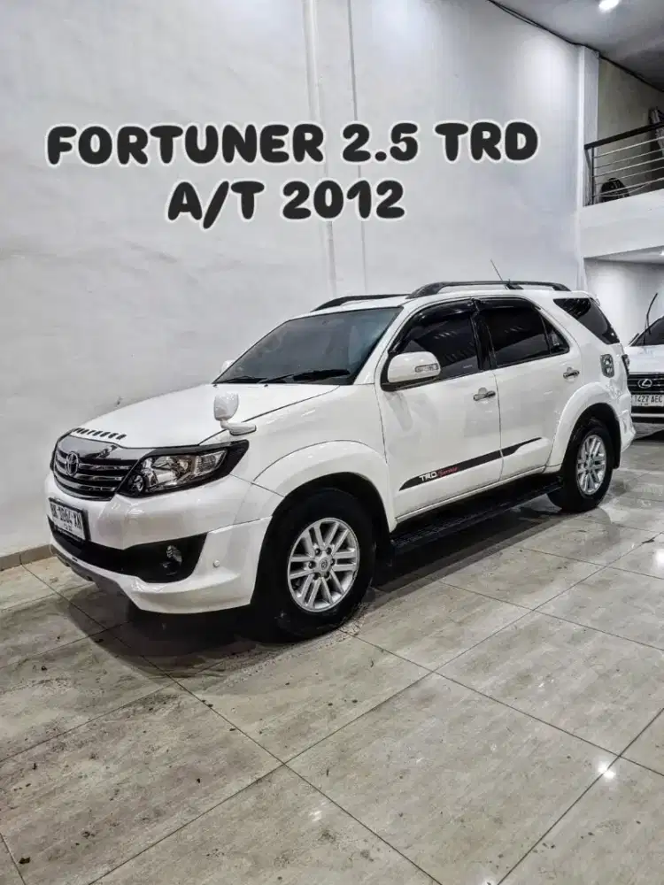 FORTUNER 2.5 TRD Automatic 2012 / 2013 putih toyota sportivo