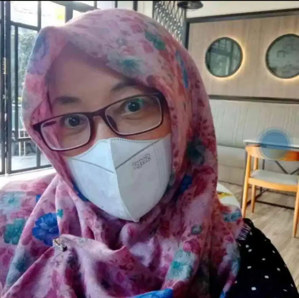 Single parent, Mencari pekerjaan halal