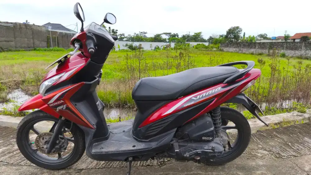 DIJUAL Vario 110cc 2015 merah