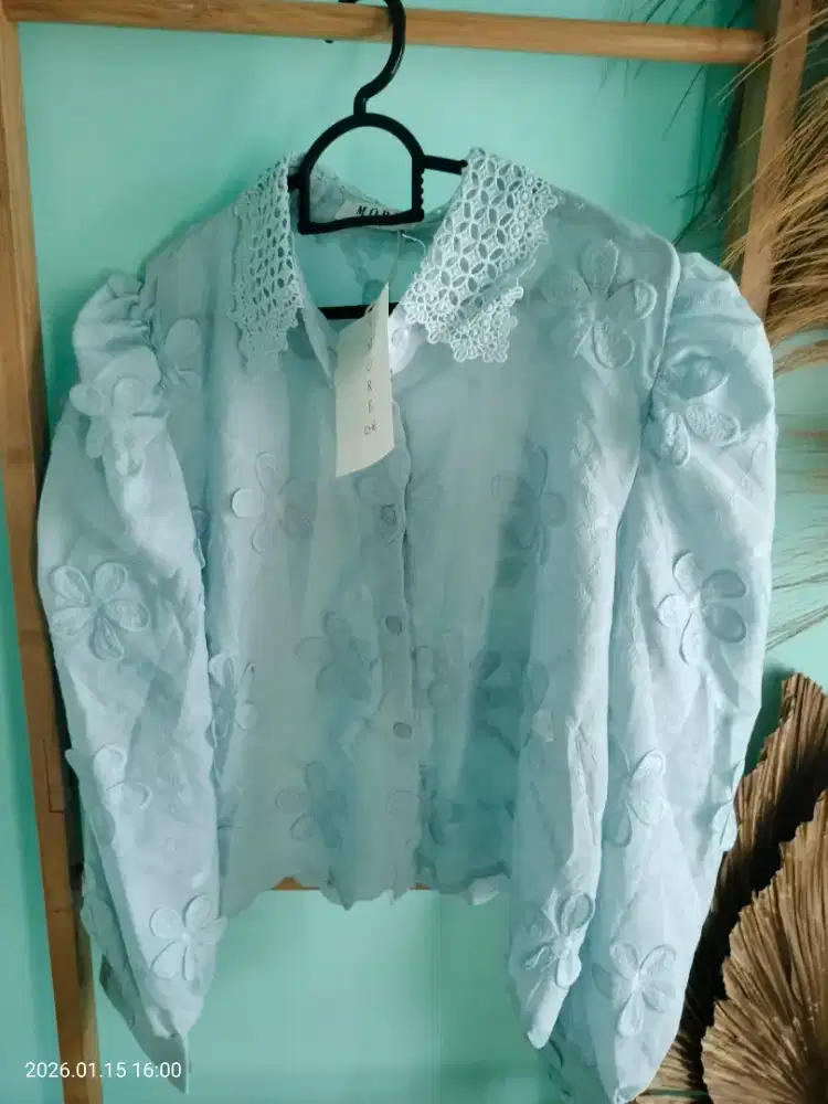 kemeja crop bordir merk more bkk