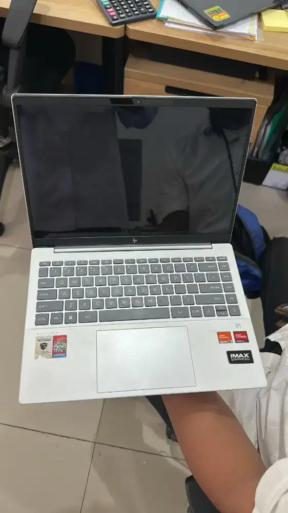 Laptop HP PAVILION PLUS 14 OLED RYZEN 7 7840U like new