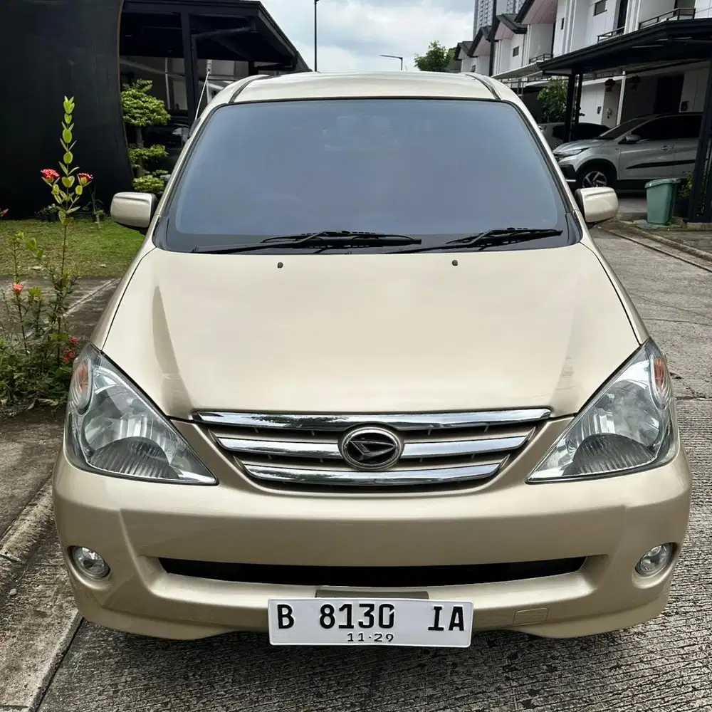 Daihatsu Xenia type XI 2004 Mulus Antik