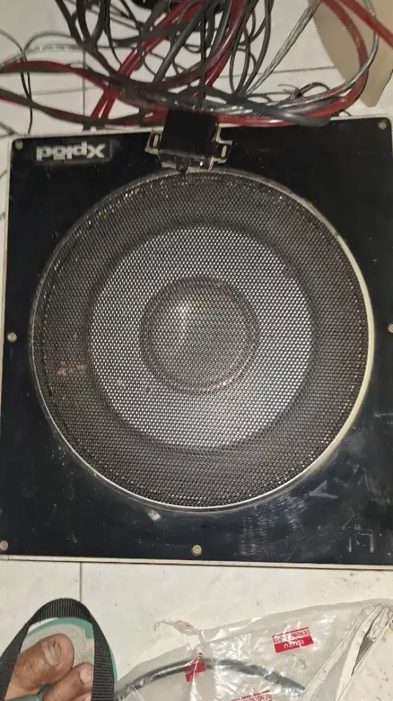 subwoofer kolong X plod