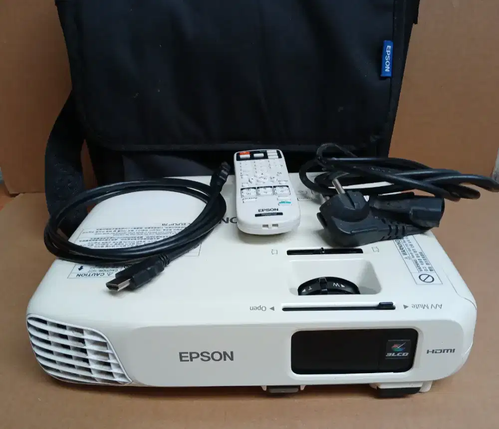 Proyektor Epson EB-X24 HDMI 3500 Lumen Normal