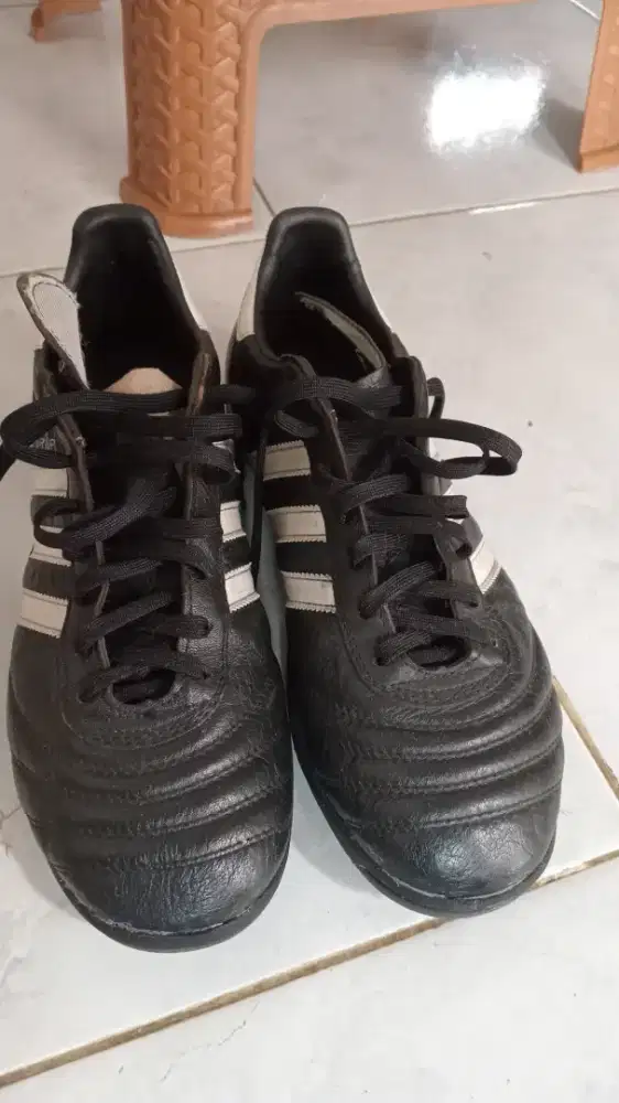 Sepatu bola adidas copa uk 43