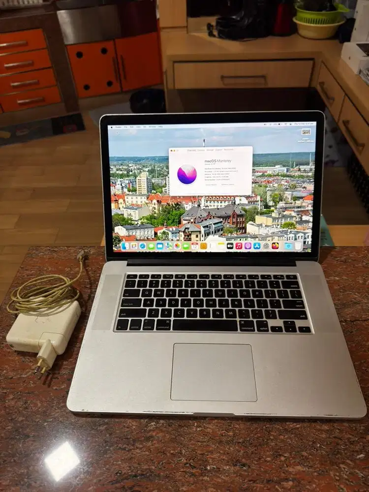 Macbook Pro 2015 15 Inch Retina 15Inch 15 Silver A1398 TANPA SSD Ibox