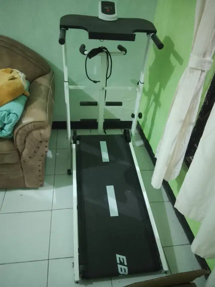 Treadmill manual, jarang pakai