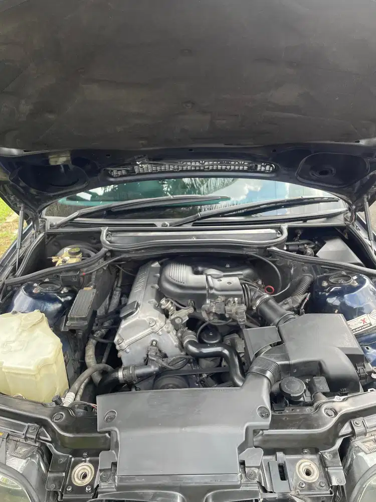 BMW E46 M43 318i 2000