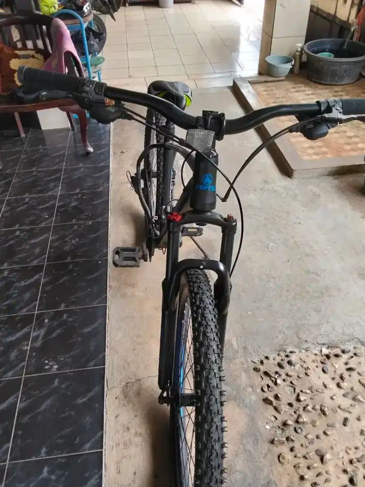 Sepeda gunung MTB ukuran 27.5 Exotic