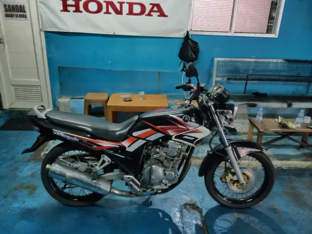 Scorpio G 2003 steko