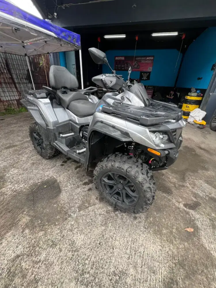 ATV 850cc Cfmoto 4x4 power stering