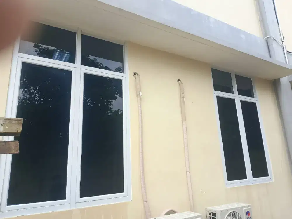 Jasa Pasang sticker Kaca film Rimah