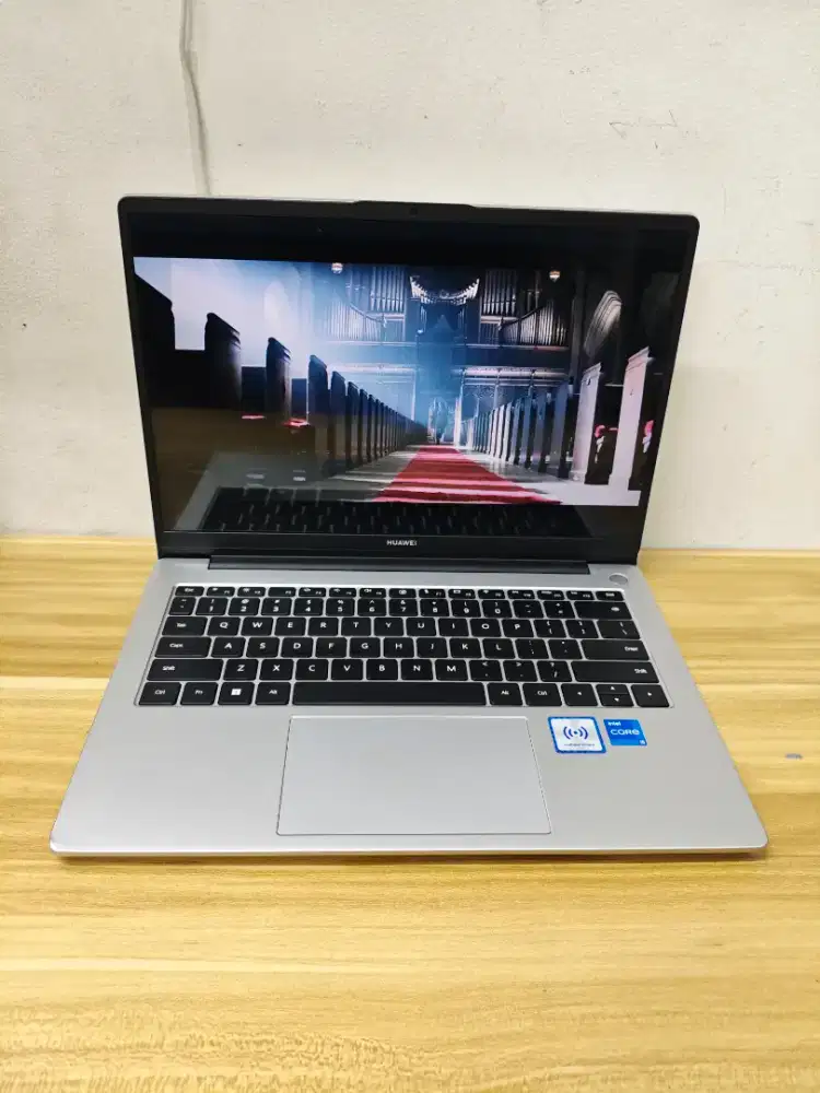 Huawei MateBook D14. Intel Core i5-13420H. Ram 16gb. Ssd 512gb