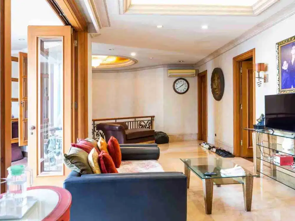 Rumah Klasik n Mewah Cempaka Putih