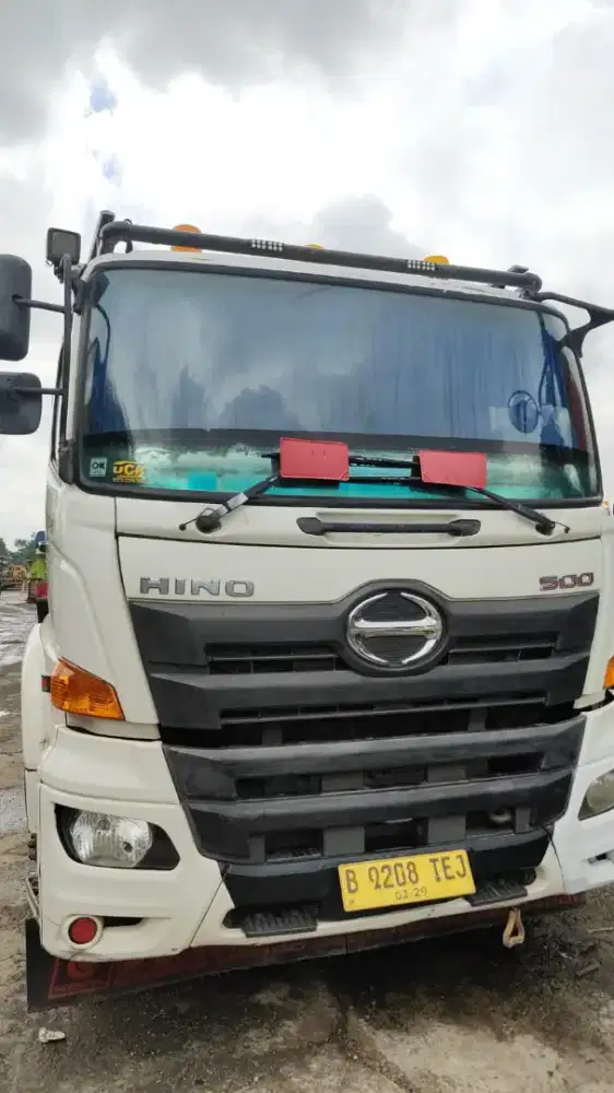 Hino FM 350 head trailer