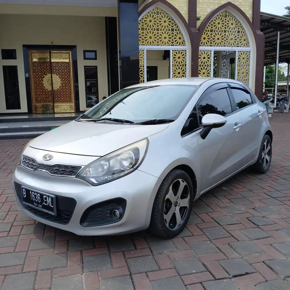 Kia Rio 2013 AT / Matic Istimewa