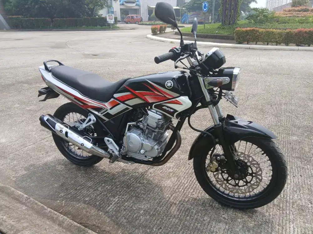 Yamaha Scorpio Z 225cc thun 2006 muluss lengkap tinggal pake