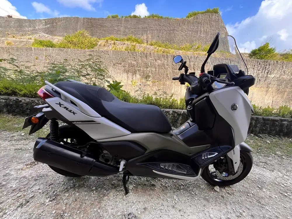 YAMAHA XMAX 2024