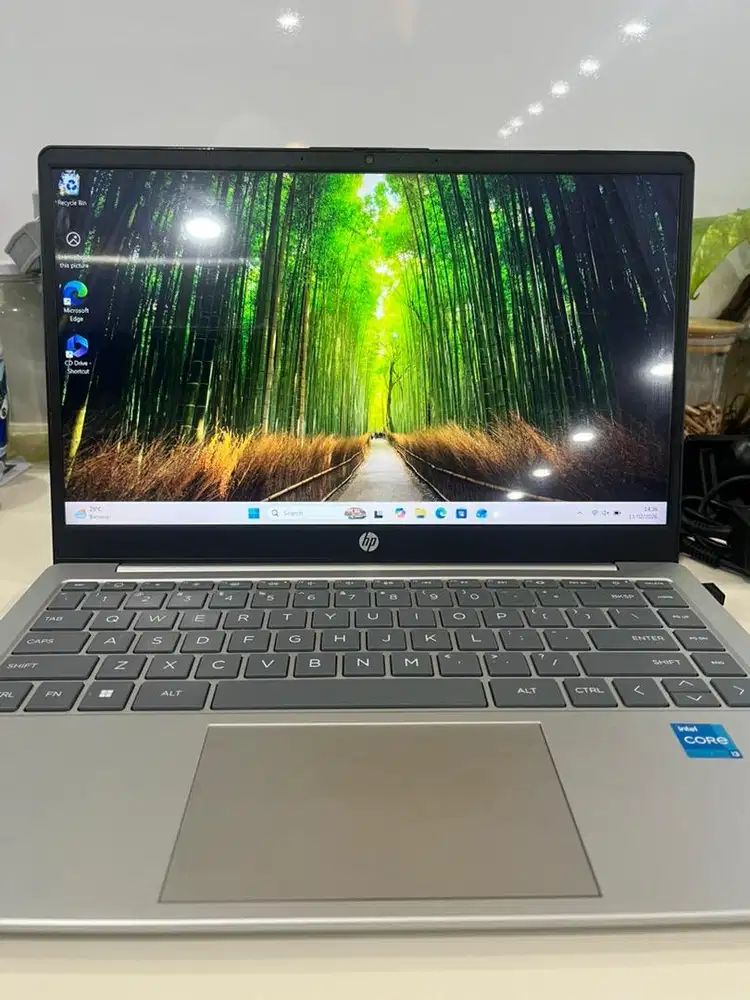 Dijual Laptop HP 14s EP0555TU Intel Core i3 1215U Ram 8gb + Ssd 512gb.