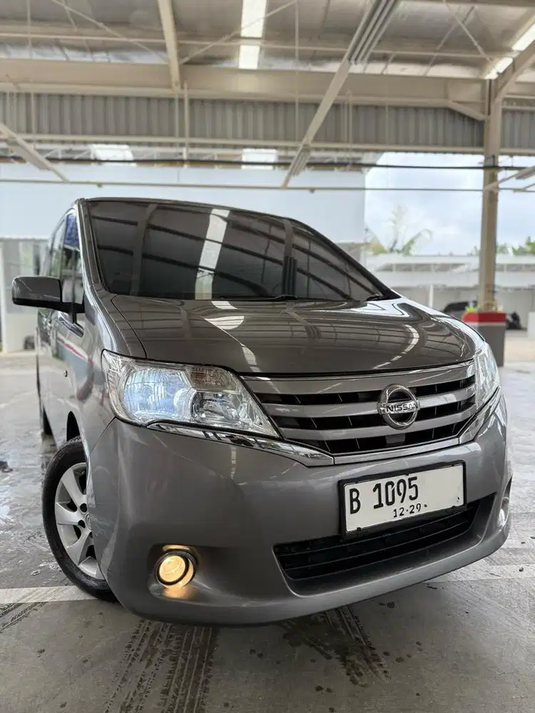 Nissan Serena 2013 Bensin