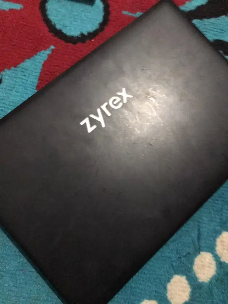Leptop Zyrex intel celeron