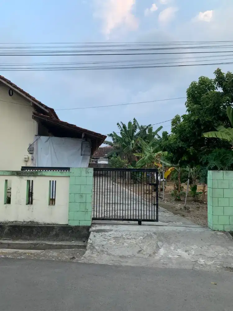 Dijual tanah di Kota Bandar Lampung, sangat strategis. Luas 660 m2