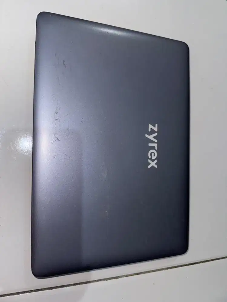 Laptop Zyrex Pemakaian Pribadi Tahun 2021