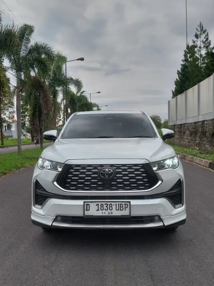 INNOVA ZENIX Q MODELISTA