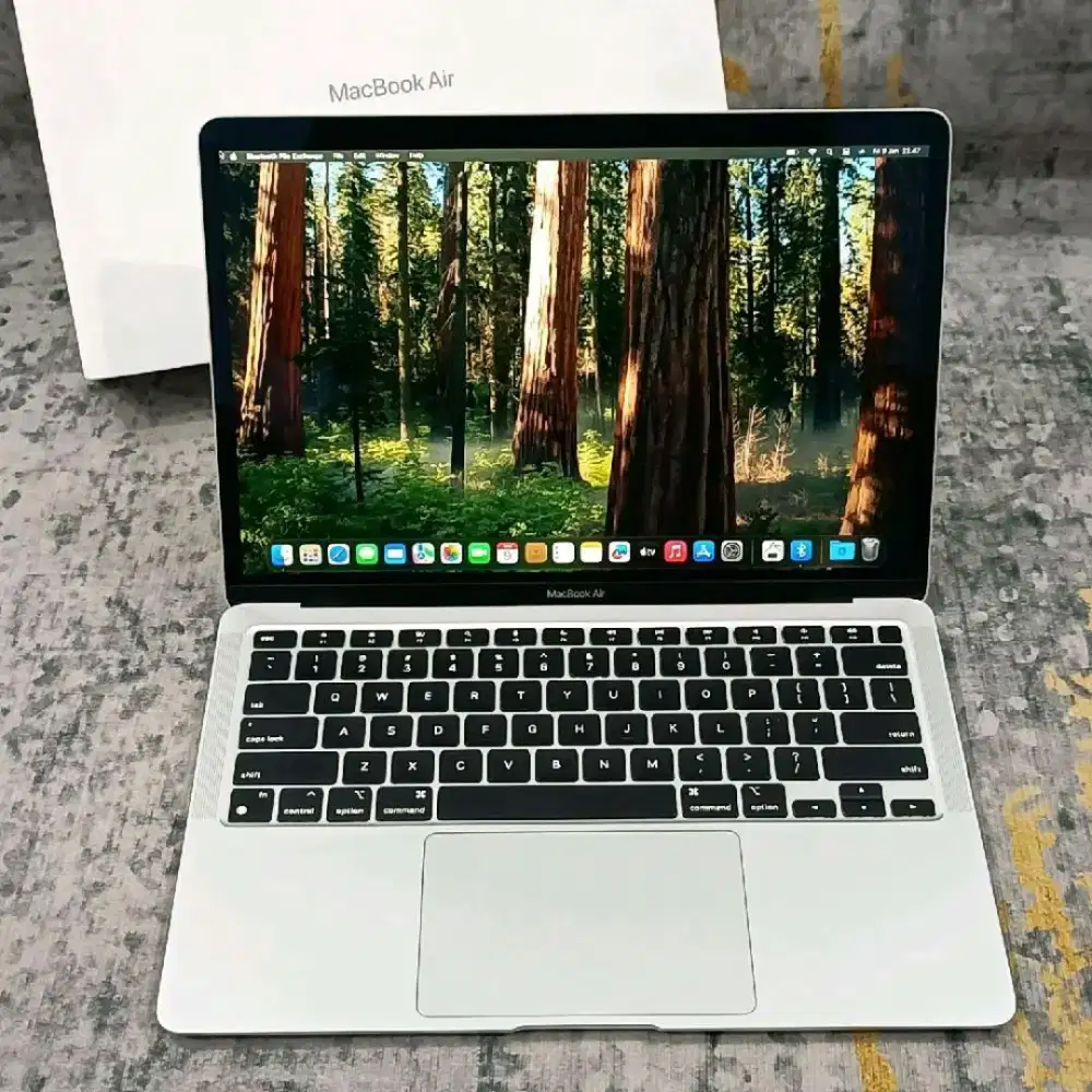 MacBook Air M1 2020 13 Retina 8GB 256GB Silver Fulset iBox Like New