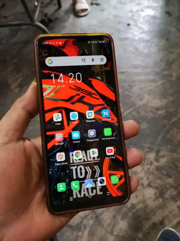 itel RS 4 ram 8+8/128 msh orian komplit cari tt an dri hp lain