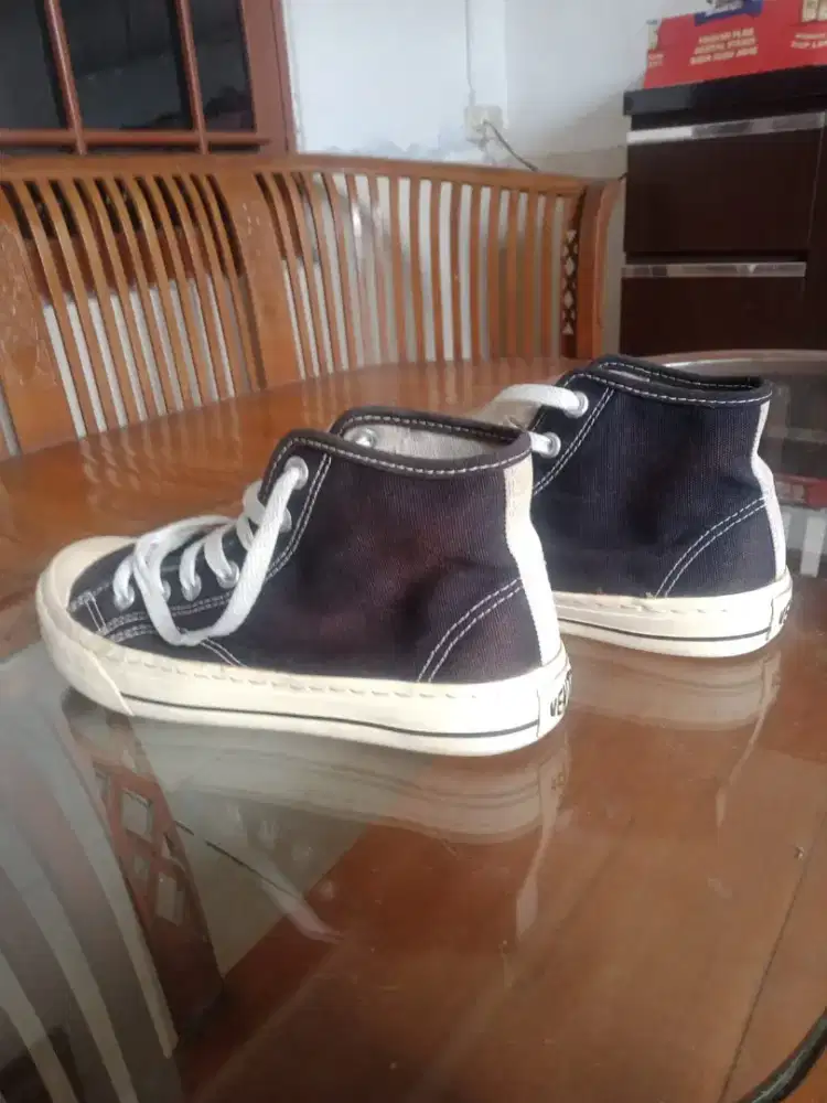 Sepatu Ventela Size 38